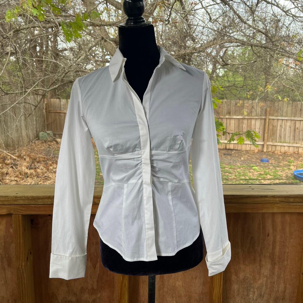 Ann Taylor Women's White Tailored Button Down Shirt Size 4P. NEW